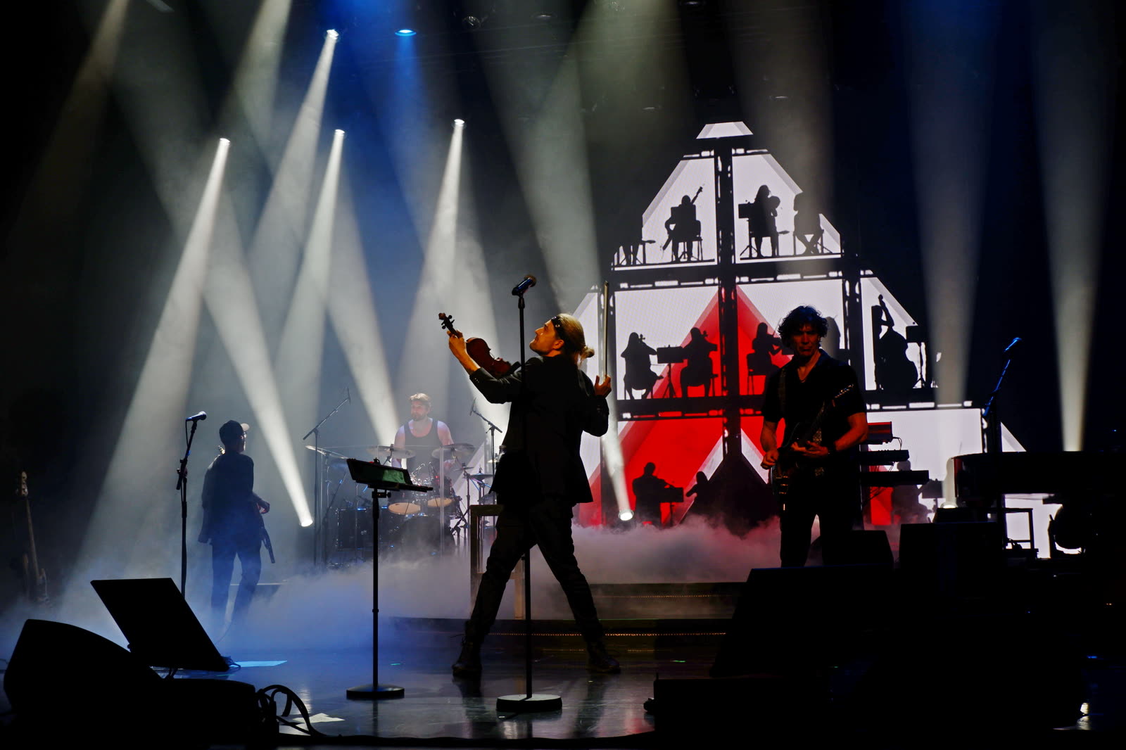 David Garrett on stage &mdash; Mein Schiff 1, David Garrett Cruise, April 2026 &middot; photographed by Ania Borkowska & Viola Turska