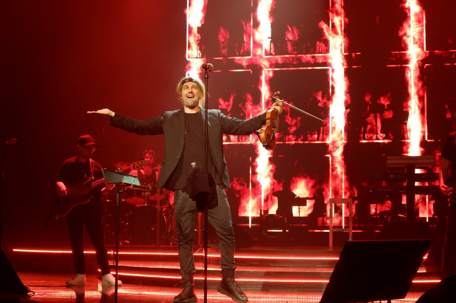 David Garrett on stage &mdash; Mein Schiff 1, David Garrett Cruise, April 2026 &middot; photographed by Ania Borkowska & Viola Turska
