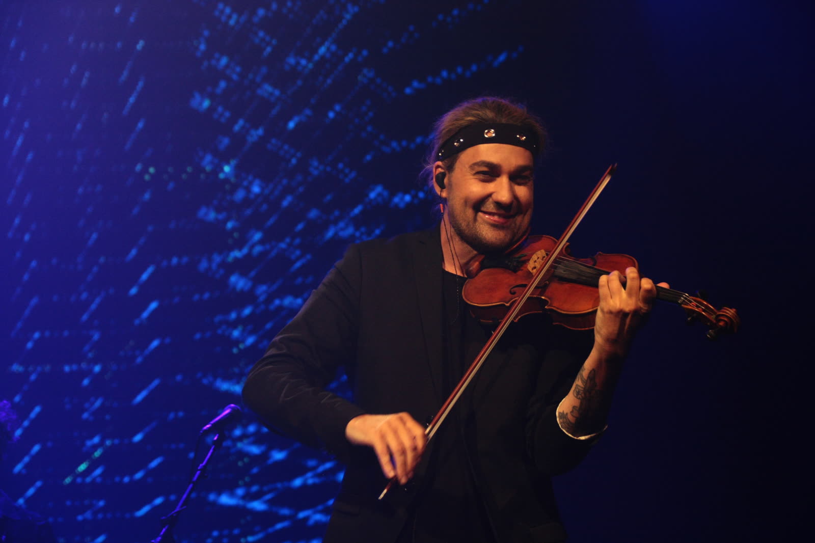 David Garrett on stage &mdash; Mein Schiff 1, David Garrett Cruise, April 2026 &middot; photographed by Ania Borkowska & Viola Turska