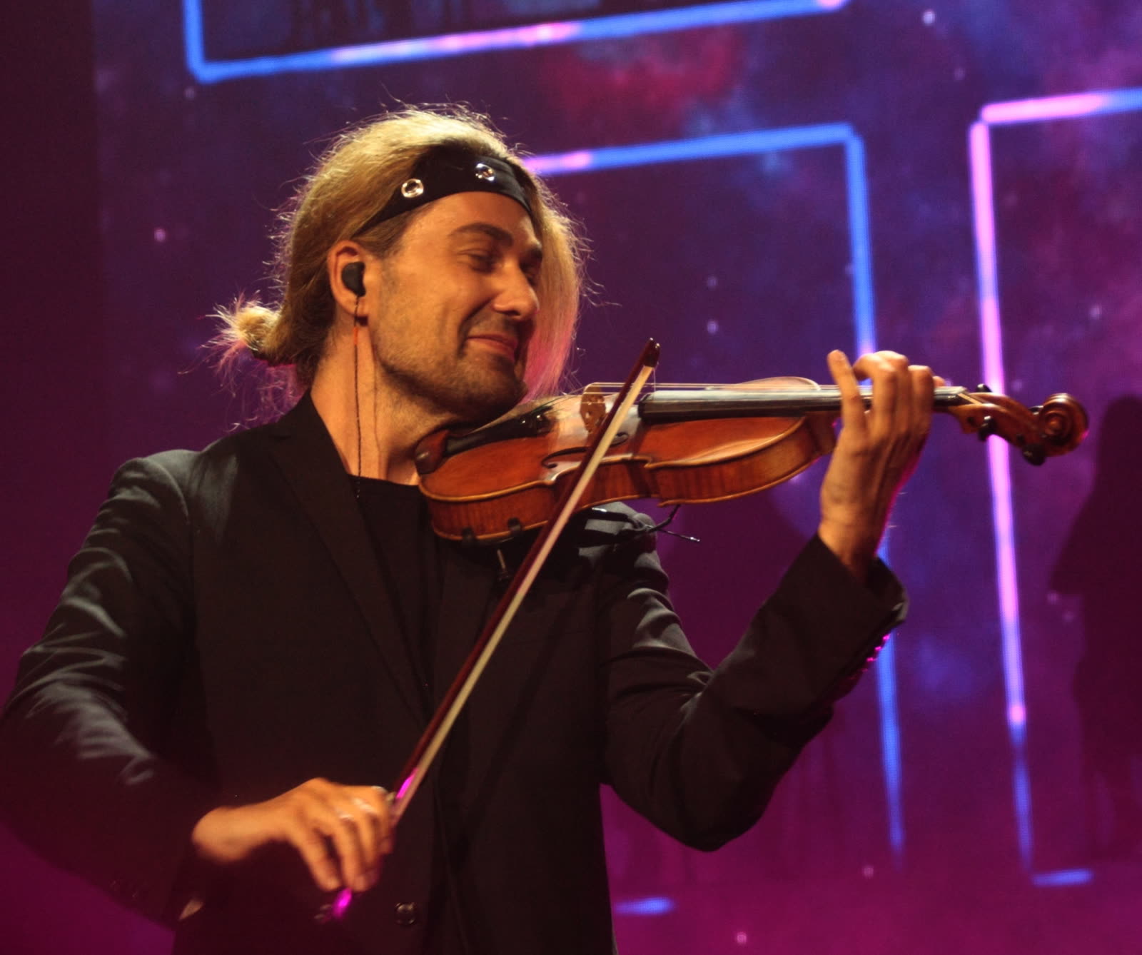 David Garrett on stage &mdash; Mein Schiff 1, David Garrett Cruise, April 2026 &middot; photographed by Ania Borkowska & Viola Turska
