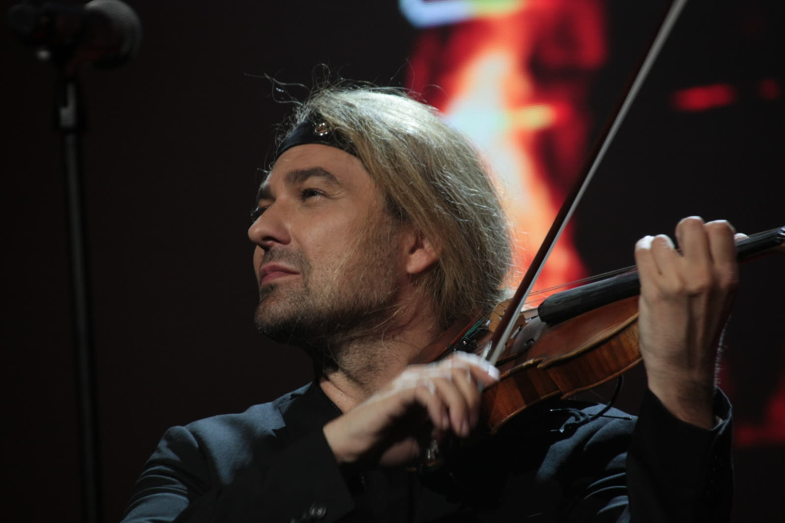 David Garrett on stage &mdash; Mein Schiff 1, David Garrett Cruise, April 2026 &middot; photographed by Ania Borkowska & Viola Turska