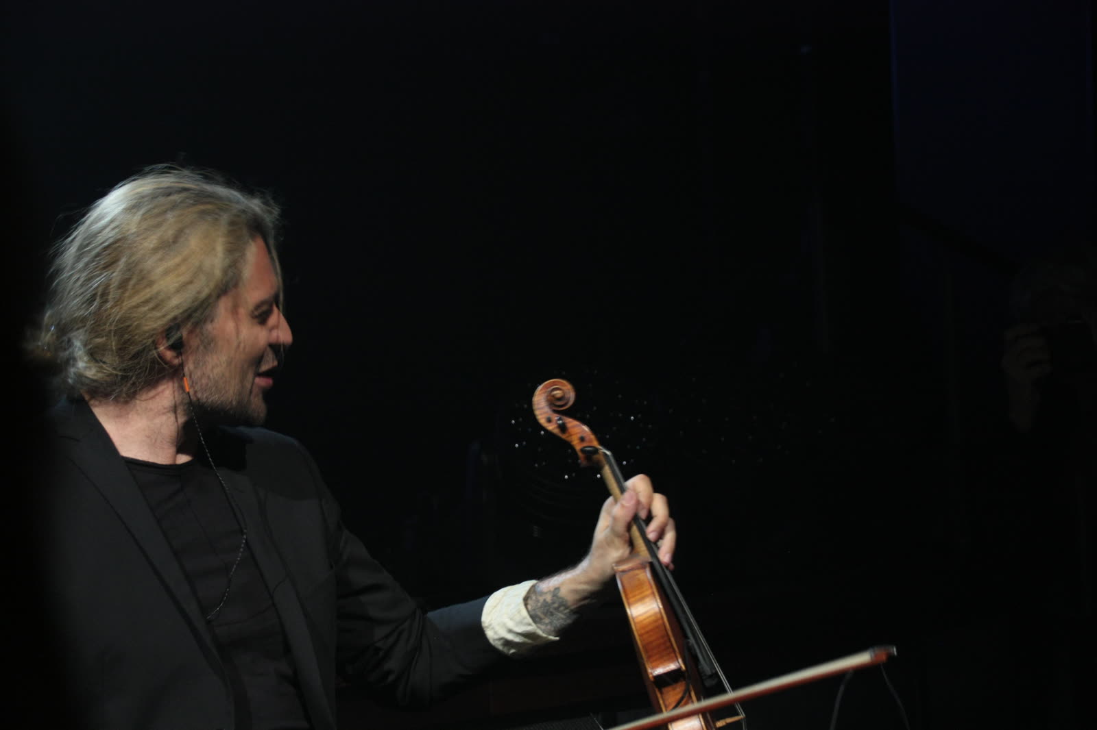 David Garrett on stage &mdash; Mein Schiff 1, David Garrett Cruise, April 2026 &middot; photographed by Ania Borkowska & Viola Turska