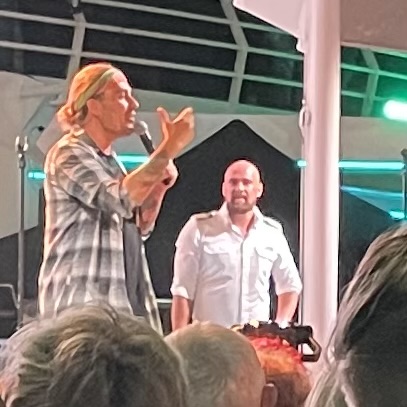David Garrett with the cruise team, welcome event on Mein Schiff 1, April 2026