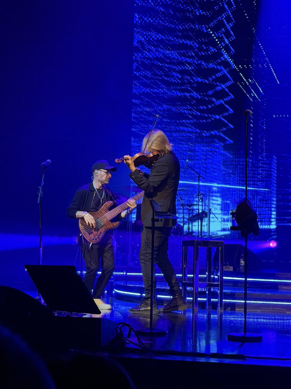 David Garrett close to the audience &mdash; first concert, Mein Schiff 1, 29 April 2026
