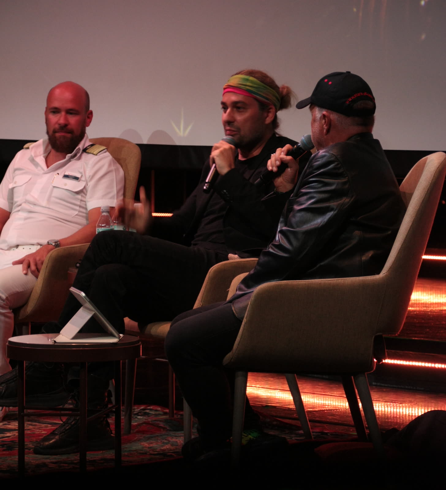 Stars at Sea &mdash; Talk mit Uwe Bahn, on-board panel with David Garrett, Mein Schiff 1, April 2026 &middot; photographed by Ania Borkowska & Viola Turska
