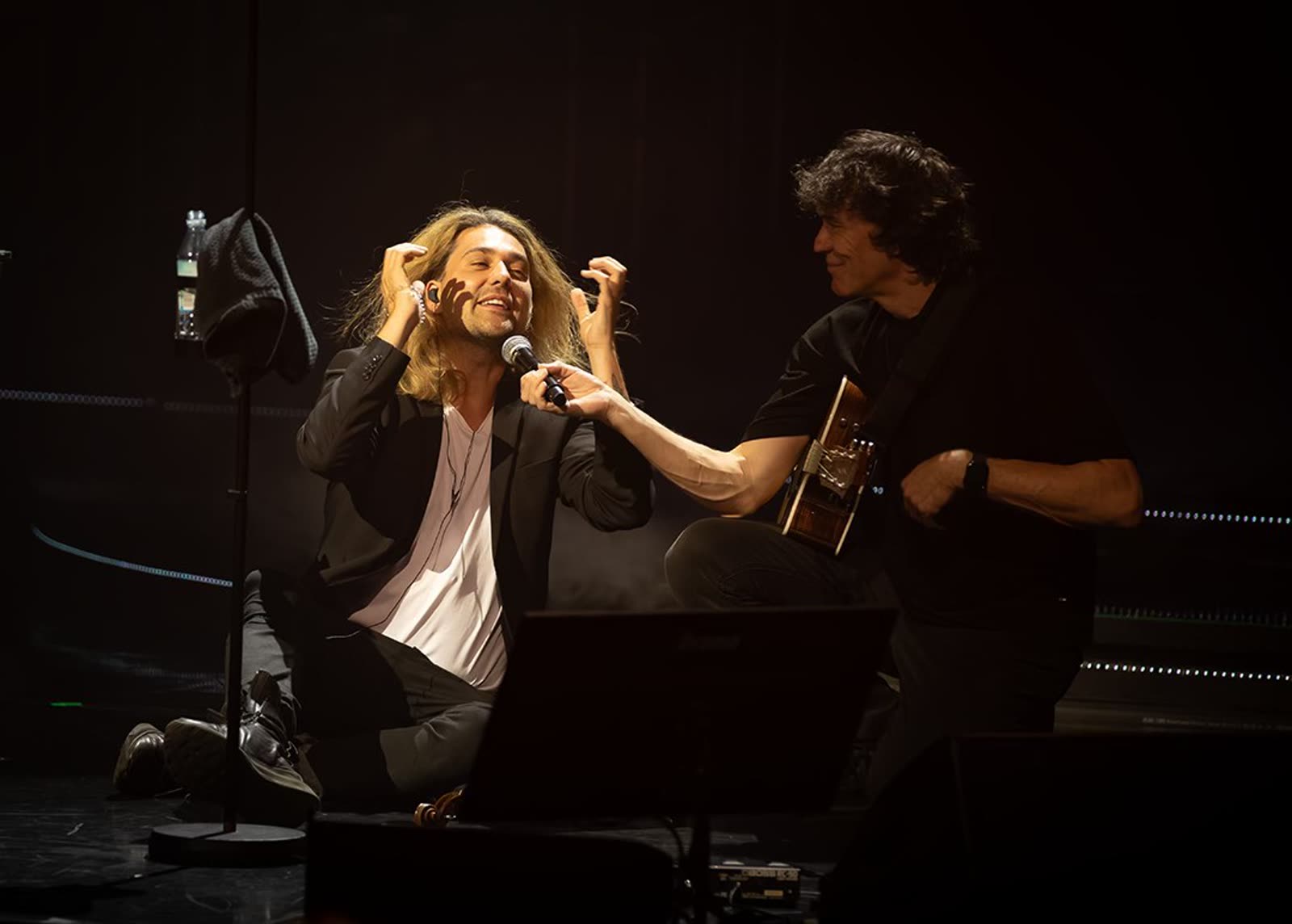 David Garrett on stage &mdash; first concert, Mein Schiff 1, 29 April 2026 &middot; photographed by Wiola Janoschek