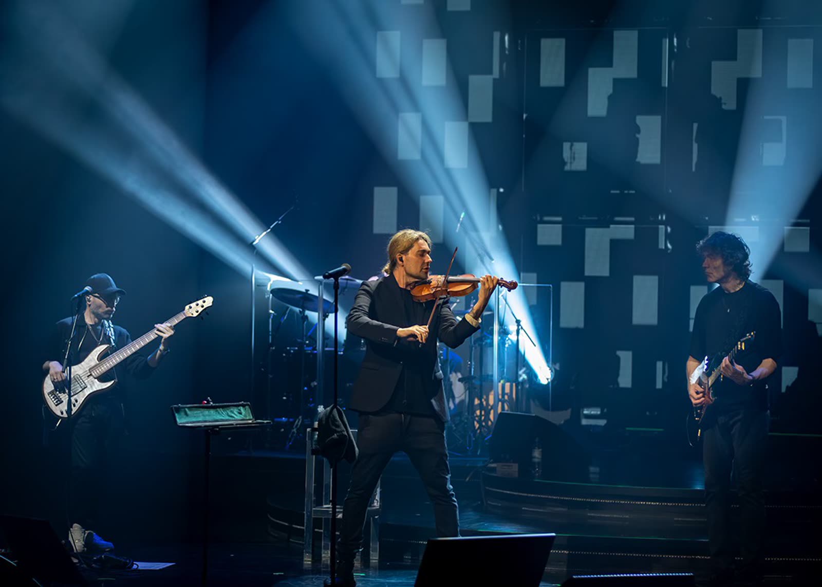 David Garrett on stage &mdash; first concert, Mein Schiff 1, 29 April 2026 &middot; photographed by Wiola Janoschek