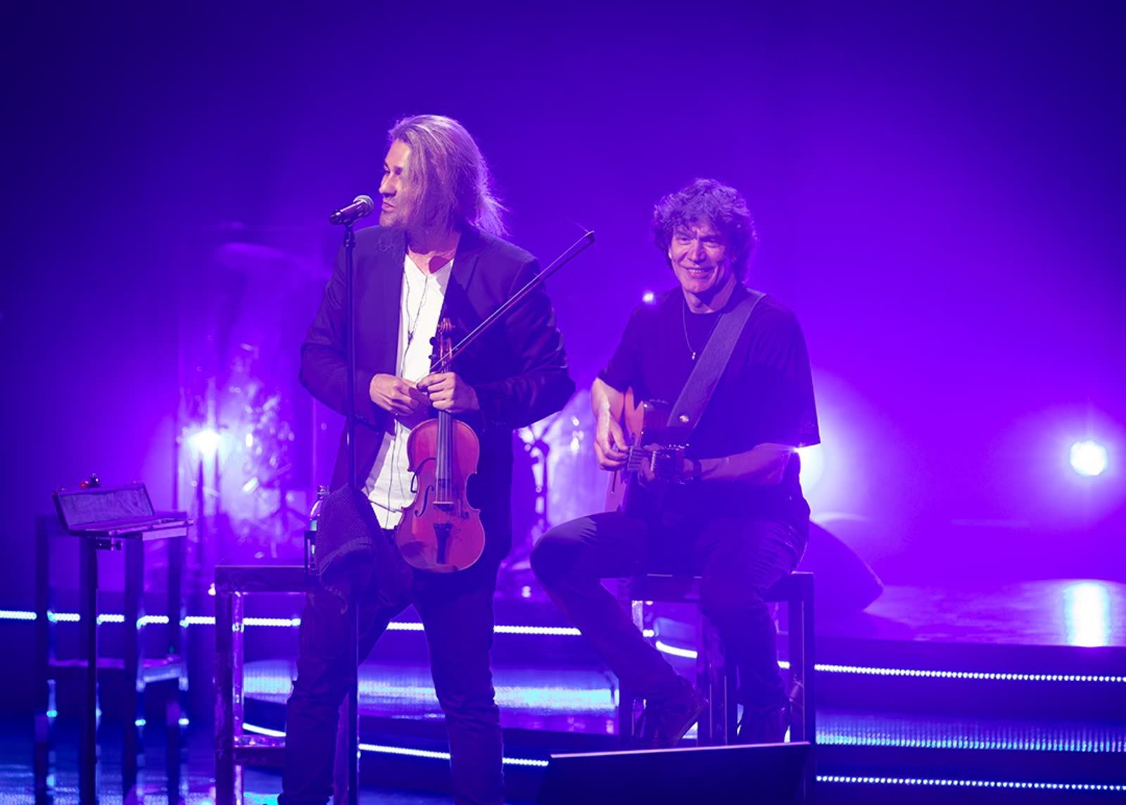 David Garrett on stage &mdash; first concert, Mein Schiff 1, 29 April 2026 &middot; photographed by Wiola Janoschek