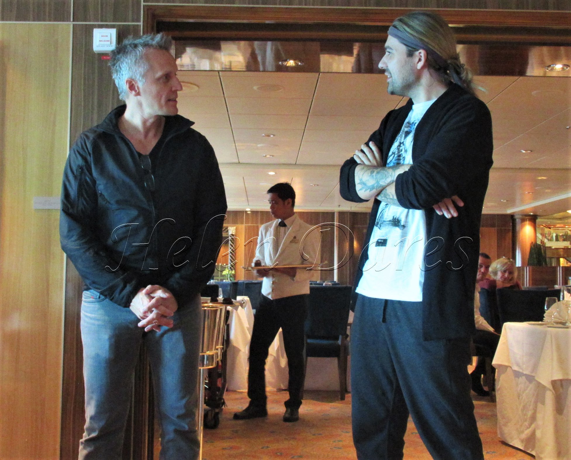 Tea Time with David Garrett, Queen Mary 2, October 2019 — photo by Helen Dares