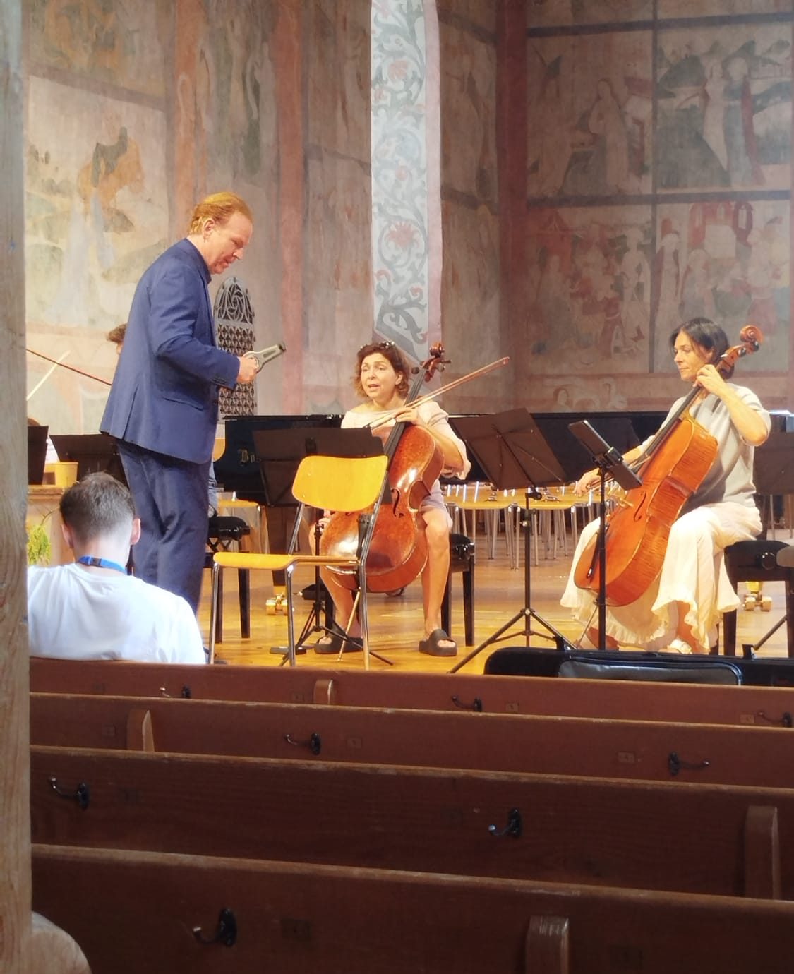 Daniel Hope rehearsing at Kirche Saanen