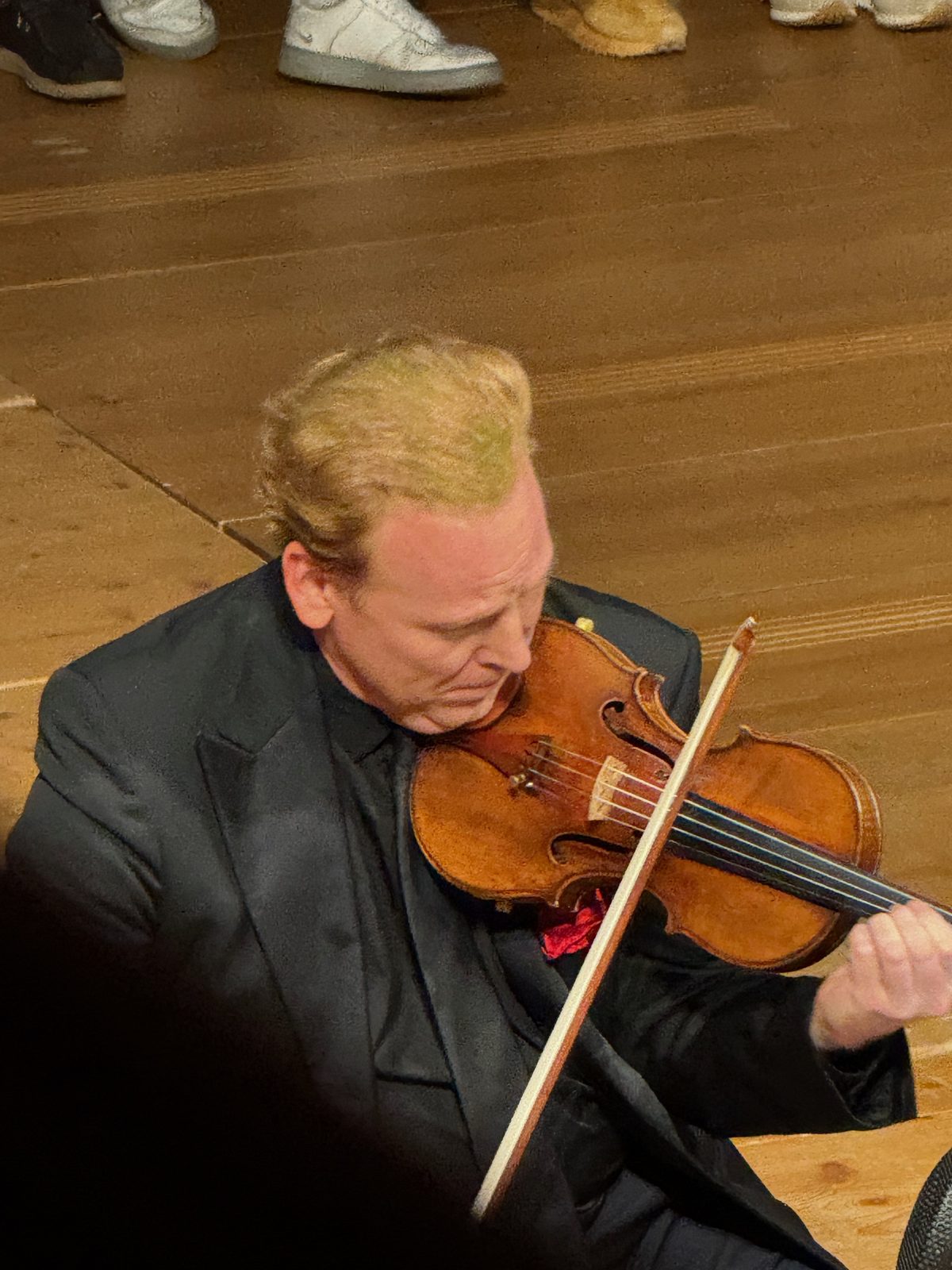 Daniel Hope playing at Kirche Saanen